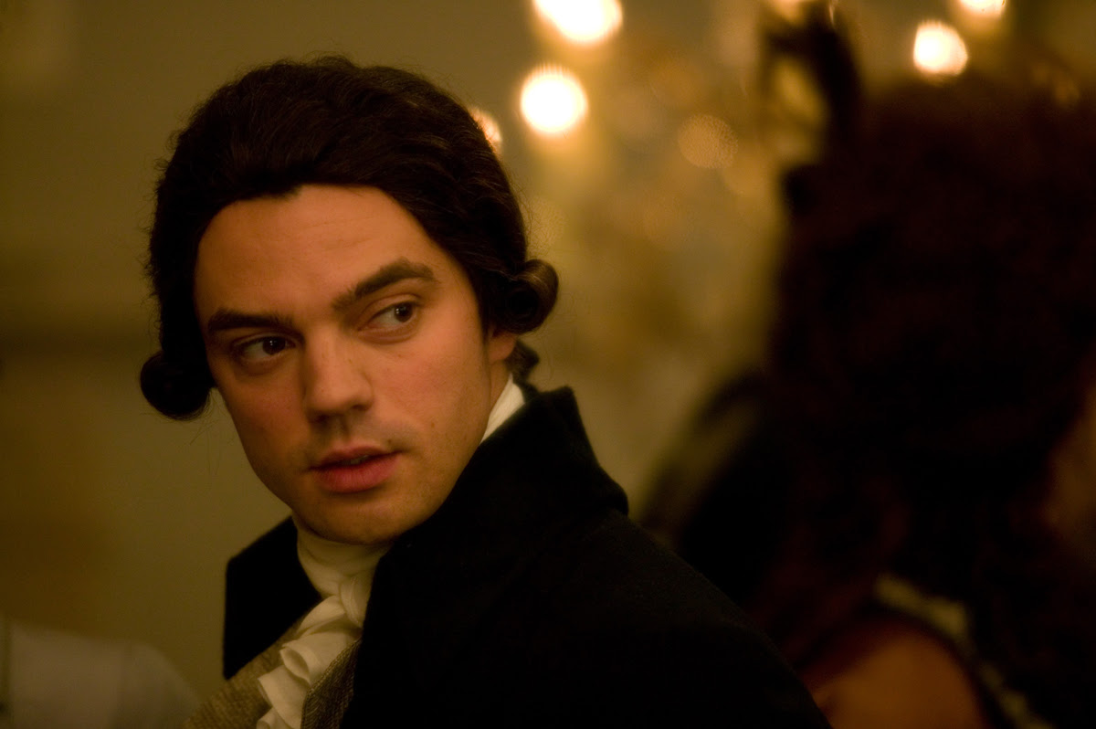 Ralph Fiennes, Dominic Cooper,