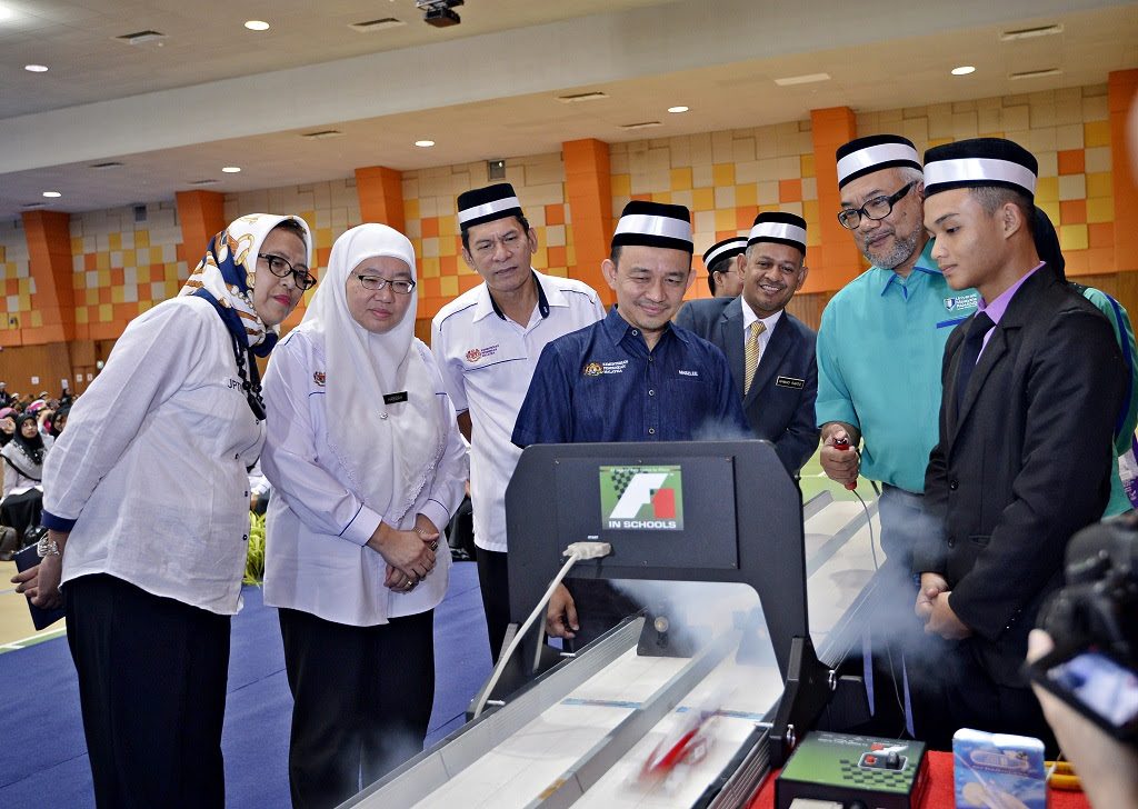 Pendidikan STEM acuan pembangunan modal insan | UMP News