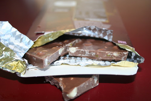 2013-09-02 - Junk food - Wonka Nutty Crunchalicious - Innards