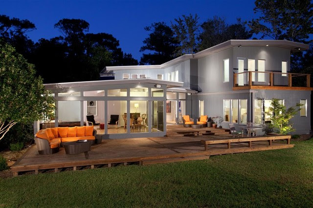 Mid-century modern in perfect light.