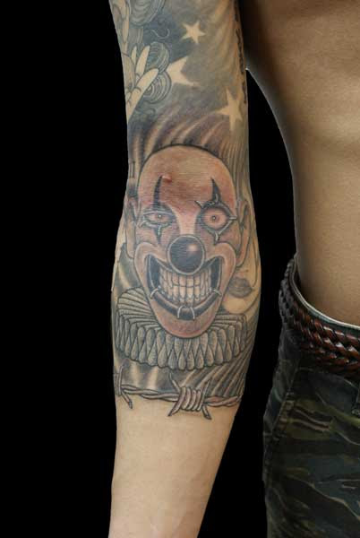 15年03月30日の記事 神戸タトゥー Tattoo Funky Guns Tattoo