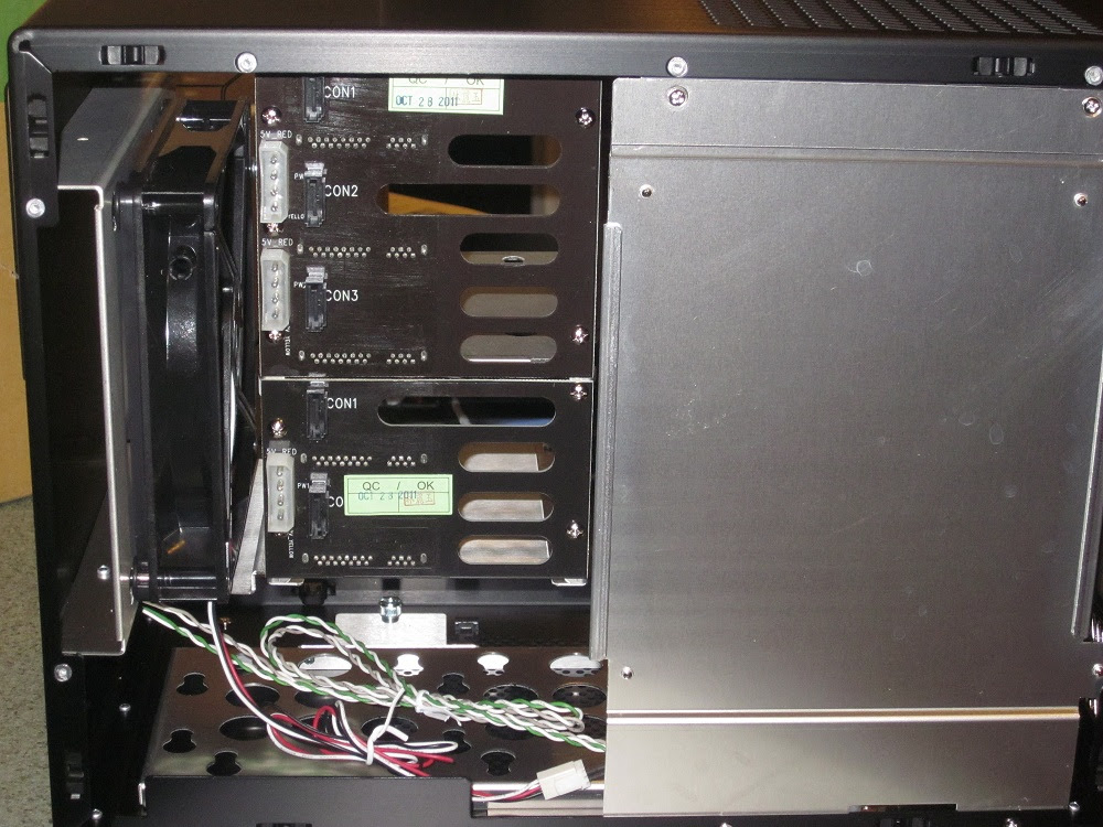 Review Lian Li Pc Q25b Black Mini Itx Tower Computer Case Mediasmartserver Net