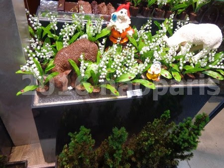 image052