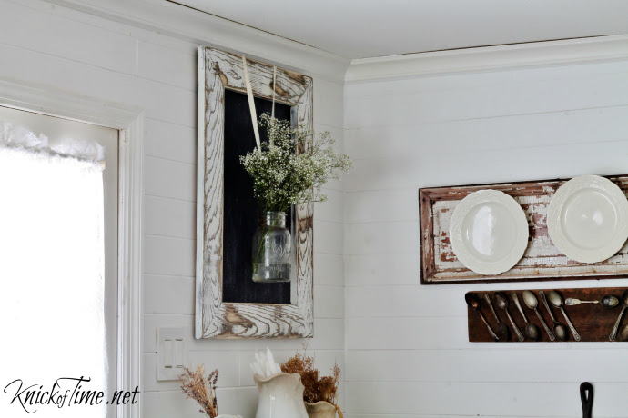 DIY rustic farmhouse framed chalkboard tutorial | www.knickoftime.net