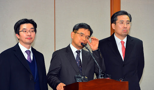 View 코인원 대표 구속 Gif