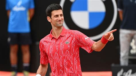 Der serbische tennisstar brüllte wie von sinnen, verpasste der werbebande einen gewaltigen tritt, schmiss sogar fast . Djokovic wins Rome title: 'I moved on' after US Open default