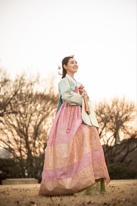 pakaian tradisional wanita korea