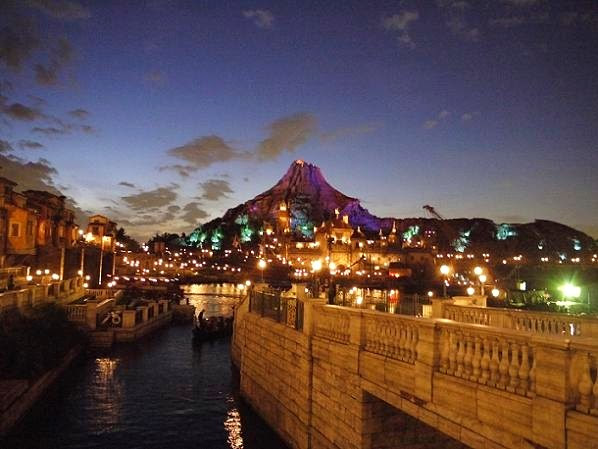 またハズレな今日のシー ダッフィー効果でツリーもショップも夜まで混雑 ディズニーリゾート De あそブログ