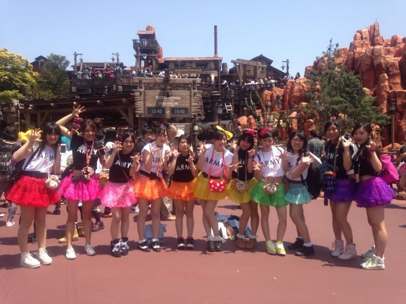 ディズニーに行くなら双子コーデ 1 2 コスプレ情報館 衣装 安い ディズニー コスプレ情報館
