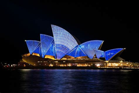great tourist attractions  australia vmag