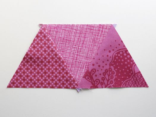 retro mama: triangle hexagon pillow tutorial