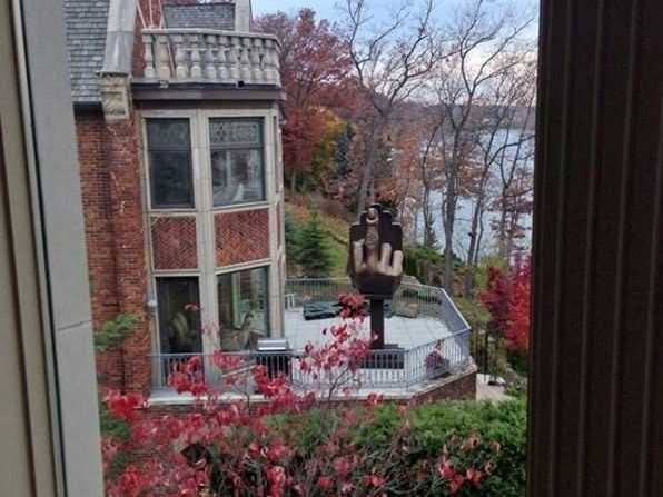 middle finger statue detroit