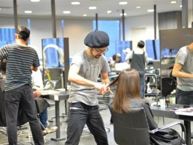 D Salon 三宮 ﾃﾞｨｰｻﾛﾝ ｻﾝﾉﾐﾔ 理美専kansai