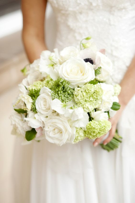 black-and-white-wedding-photos-editing-example