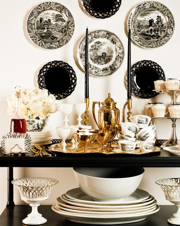 Decorative Wall Plates French dining room Eddie Ross Decorative Wall Plates French dining room Eddie Ross