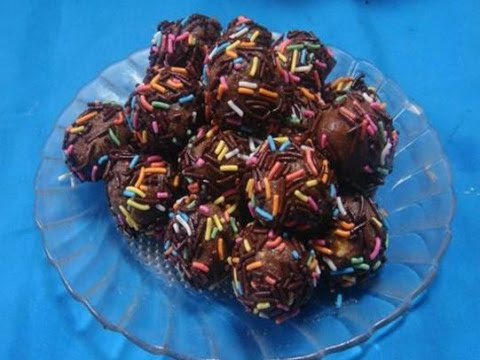 Смотреть онлайн видео Cara Membuat Kue Bola-Bola Cokelat 