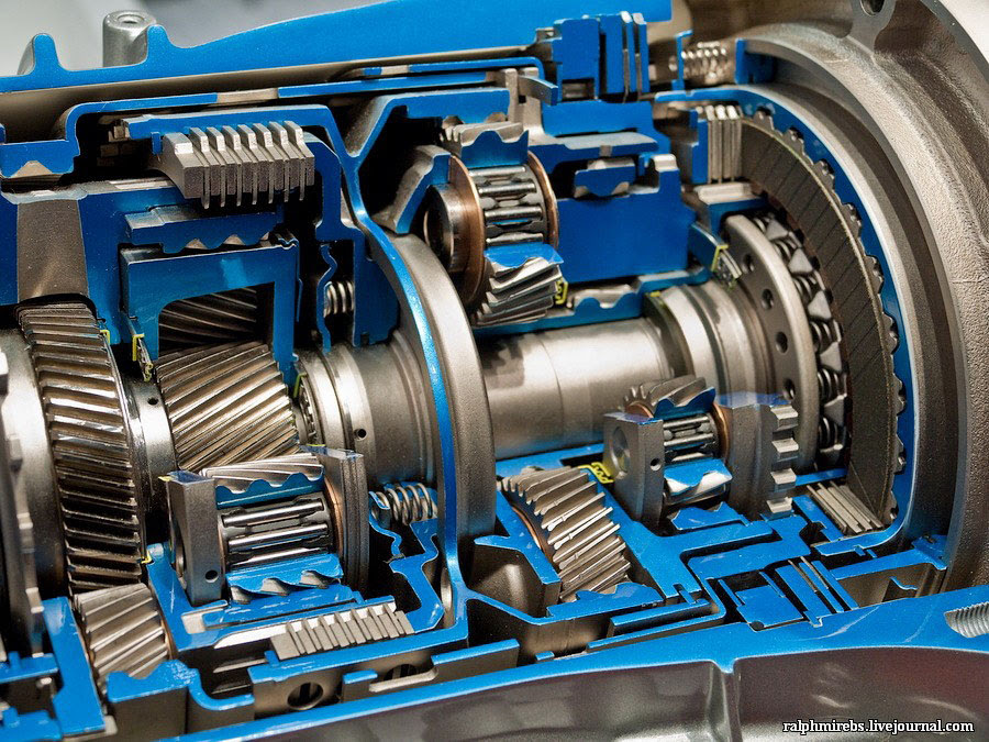 3199 Япония: Двигатели и другие детали