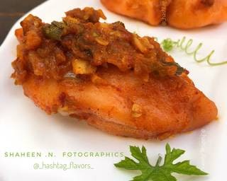Spicy Schezwan Chicken Momos