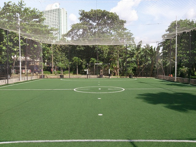 Xperia Z - Foto siang hari di luar ruangan (1)