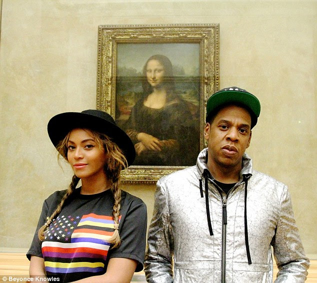 1413128016021_wps_52_Beyonc_Knowles_and_Jay_Z_