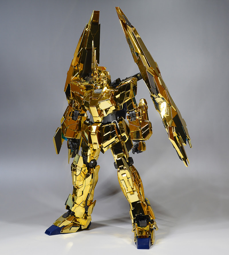 Pgユニコーンガンダム3号機フェネクスのレビューです ガンダムブログはじめました