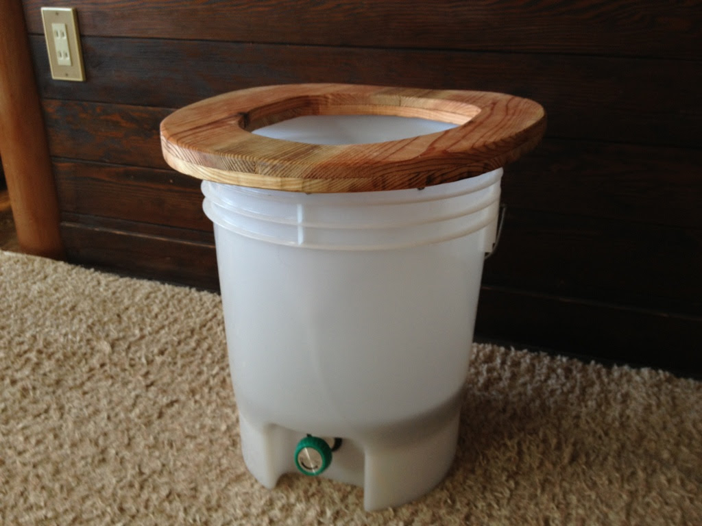 今まで作ったコンポストトイレをまとめてみました