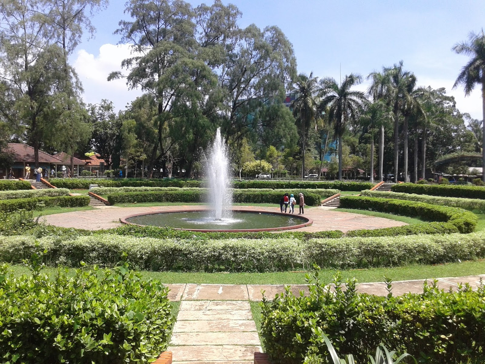 Lokasi  dan Harga Tiket Masuk Taman  Bunga  Wiladatika  Depok 