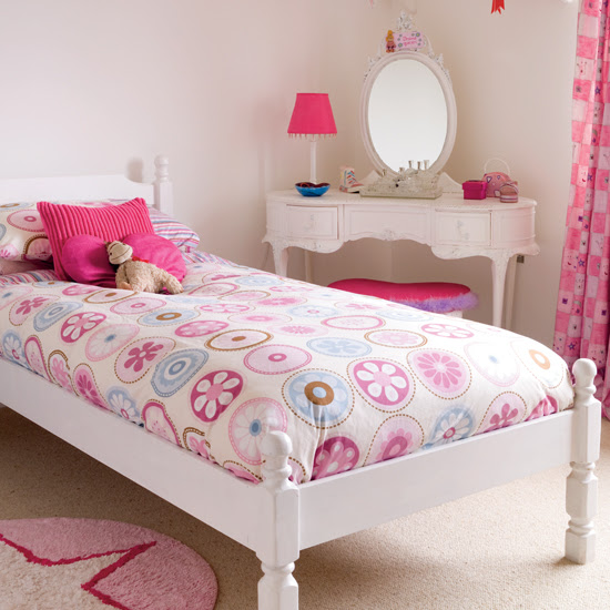 Perfect Girly Pink Girls Bedroom Ideas 550 x 550 · 70 kB · jpeg
