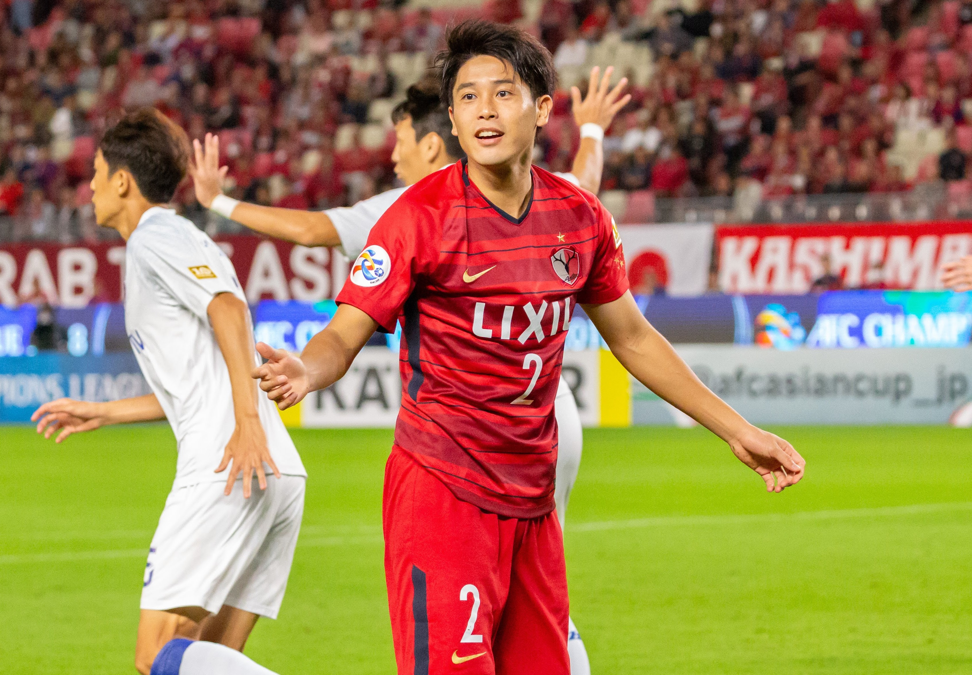 ０ ２でも諦めなかったカシマファミリー 内田篤人は胸を張った やっぱりサポーターの後押しだね サカノワ