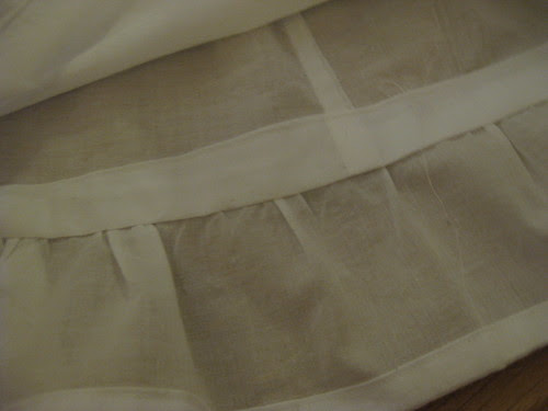 The flounce under the flounce