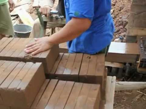 Video Mesin Pembuat Batu Bata Press