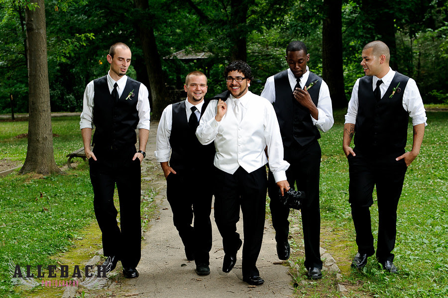 groomsmen