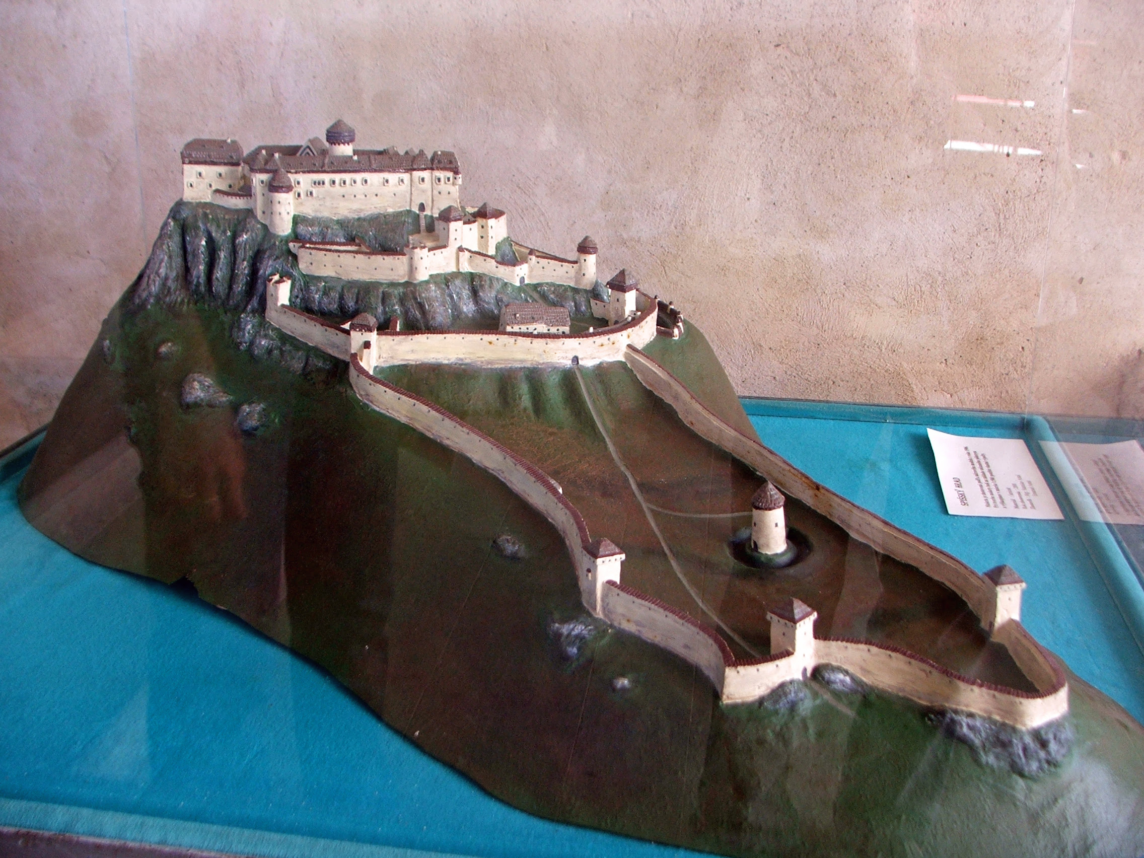 Description Spis Castle model.JPG