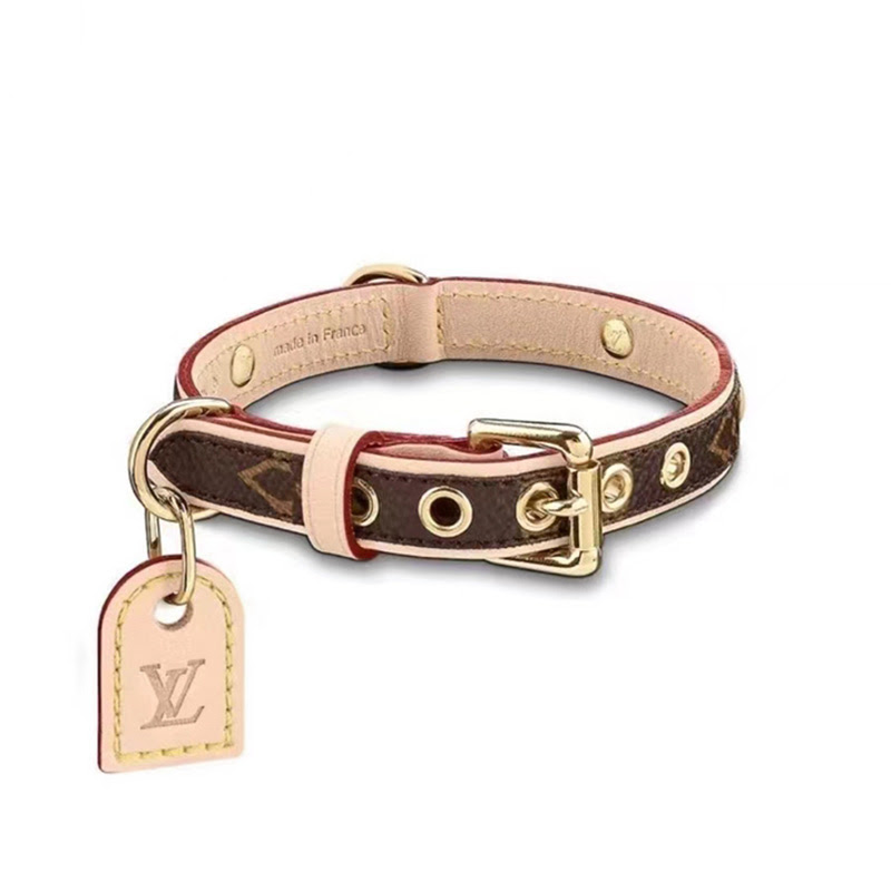 Lv ブランド 犬の用品 首輪 牽引紐セット 上質レザー 製品 猫 犬 ペット用 サイズ調整可 犬用リード おしゃれ バックル首輪 高級 カッコイイ 上品 ドッググッズ