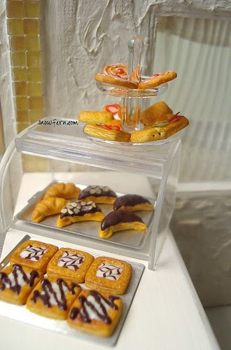 i really ought to finish up my cafe display