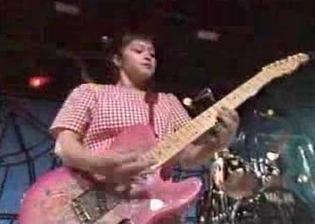 濱田マリの若い頃や旦那を調査 筋肉マッチョな画像も紹介 金魚のおもちゃ箱