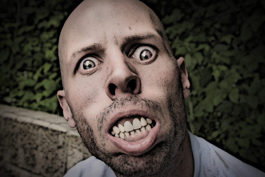 Heed the Crazy Customer Red Flag Alert | Business Unplugged | Carol Roth