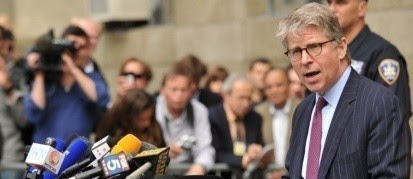 27 07 11 le procureur de Manhattan Cyrus Vance