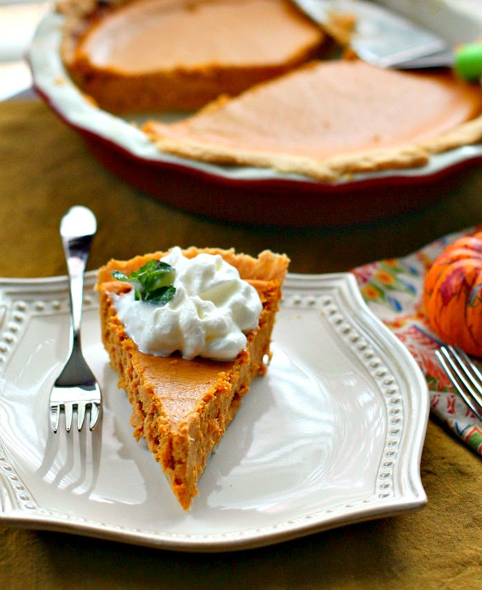 Easy Cream Cheese Pumpkin Pie #Thanksgiving #EasyAsPie ...