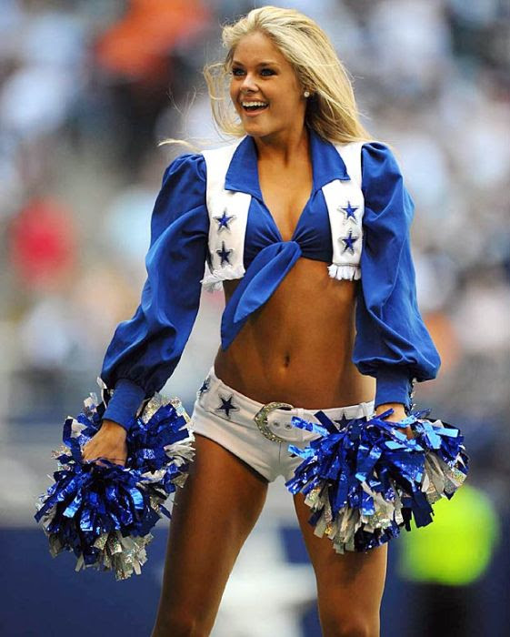 Dallas Cowboys Cheerleaders Are Damn Sexy (26 pics)