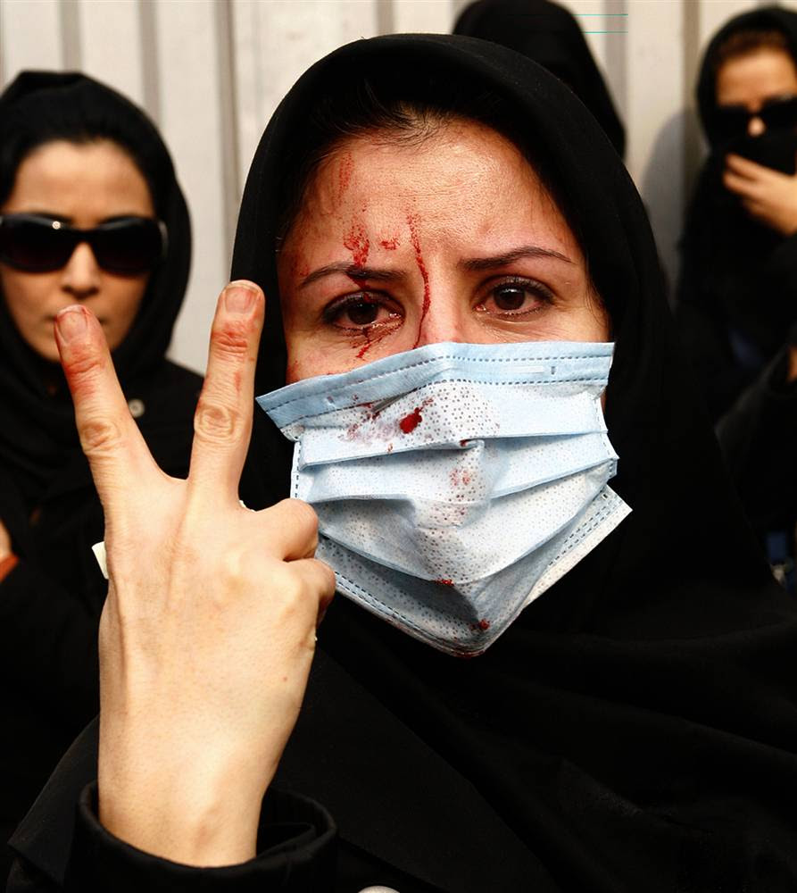 http://oblogmasense.files.wordpress.com/2009/12/iranwomanbam.jpg