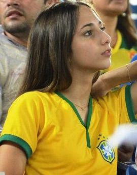 ブラジル無惨に散る ドイツが大量７ゴールで決勝へ W杯サッカー366 World Soccer Gps Aps W杯美女 美人 サポーター スケッチ