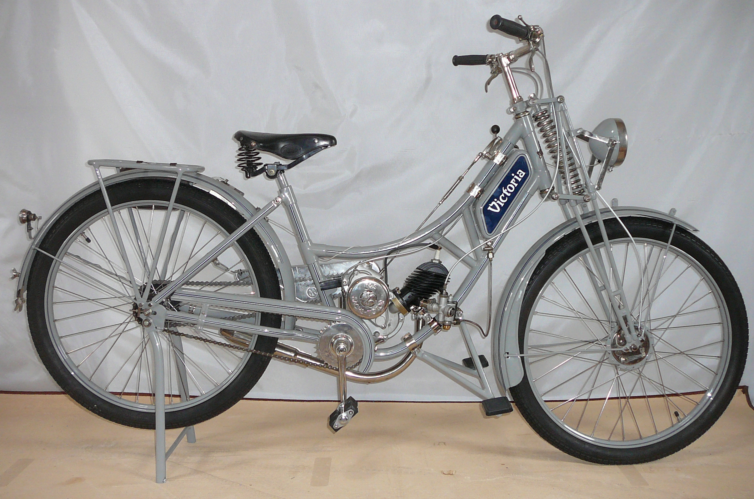 25 iger schnitt mit dem fahrrad