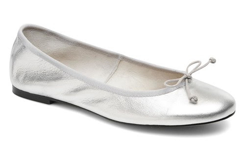 Georgia Rose silver flats