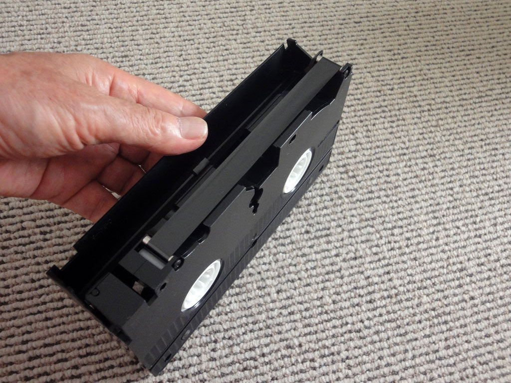 4回目の録画済みvhsテープ処分 動画配信サービスの到来 オヤジの悠々人生