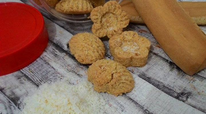 Resipi Biskut Kelapa Legend – Asap Dapur
