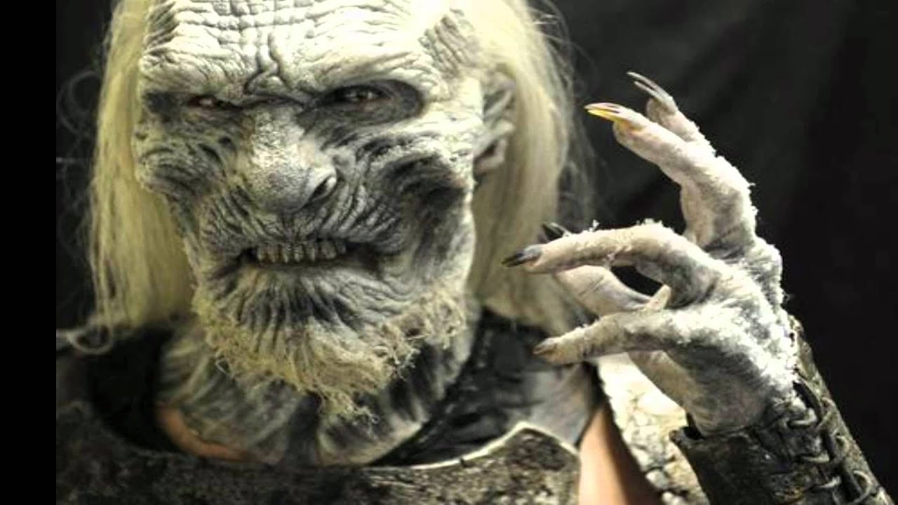 LEAKED PICTURES OF SEASON 3 (white walkers) GAME OF 