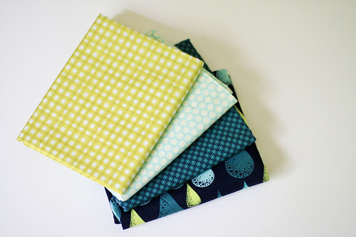 Half-Square Triangle Block of the Month June Quilt Block Tutorial - In Color Order
