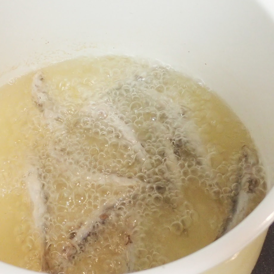 平子いわしのフライ Pescaito Frito Momina Ina Kitchen Science Labo