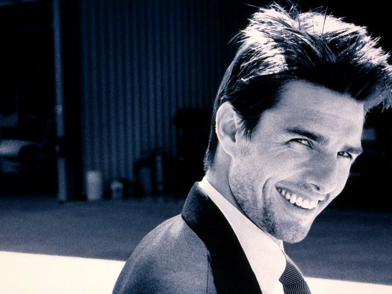 tom cruise body measurements. tom cruise wallpapers 2011.